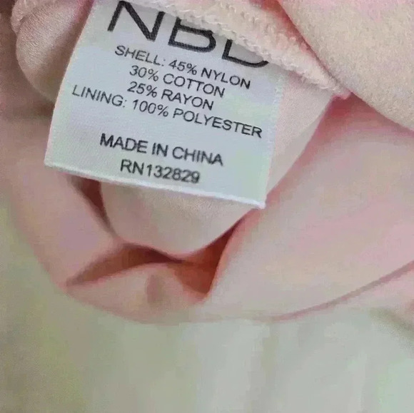 NBD NWT Revolve Pink Lace Strapless Mini - Picture 4 of 8